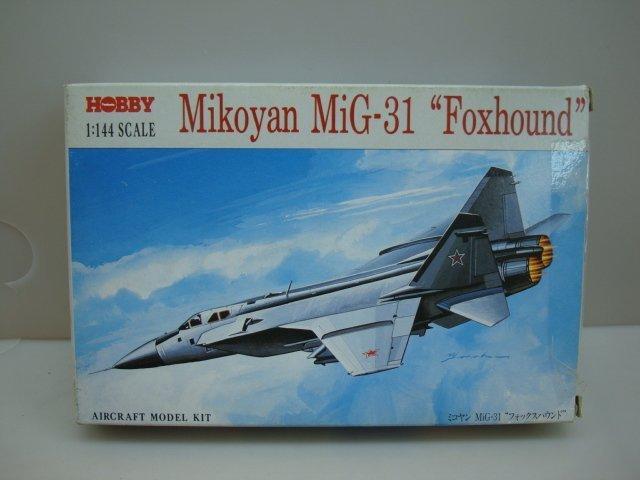蘇俄MIG-31~1/144飛機組裝模型~TSUKUDA HOBBY(日本製)1988出品 J05