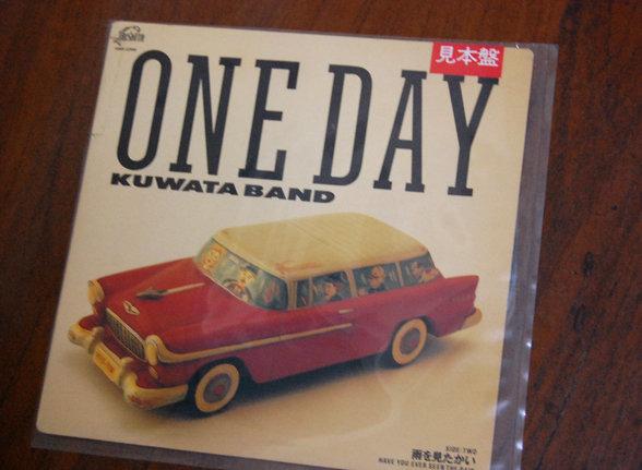 ○太空百貨店○Vintage ONE DAY 1986年期間限定團體KUWATA BAND 兩曲小黑膠唱片