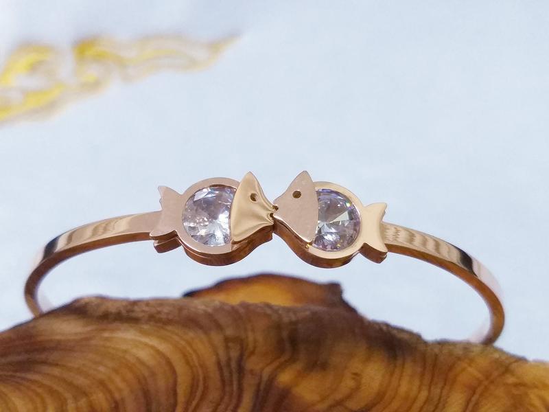 『玲玲水晶藝品』造型雙魚Kiss款《925銀鍍玫瑰金活圍》手環     優惠價！！