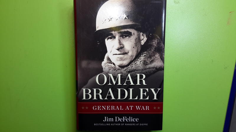 【世雄書屋】OMAR BRADLEY: GENERAL AT WAR by Jim DeFelice