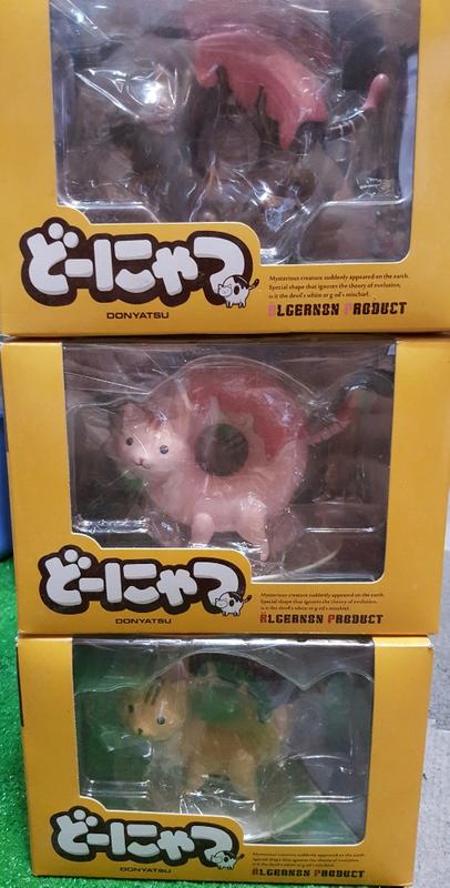 日本正版 甜甜圈貓 PVC公仔