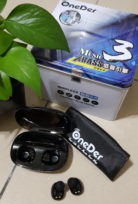 幻達3魔幻版W12智能5.0重低音藍牙耳機
