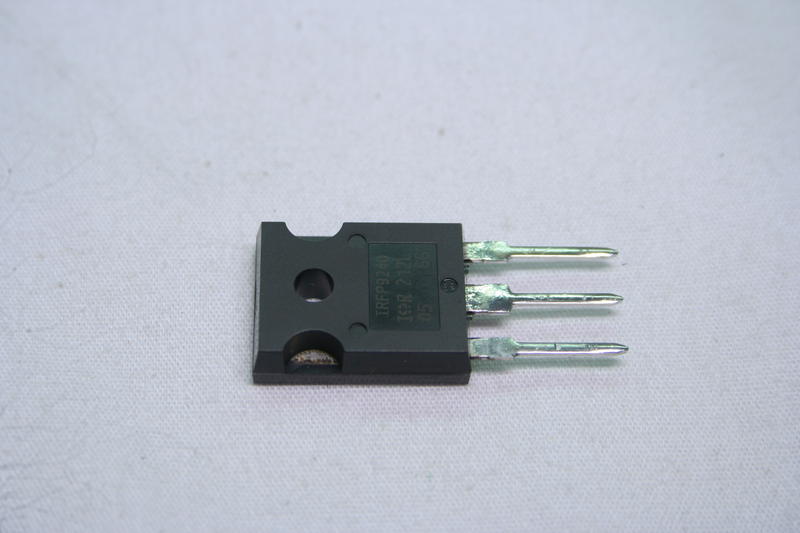 MOSFET 電晶體 IRFP9240 TO-247AC P-Channel