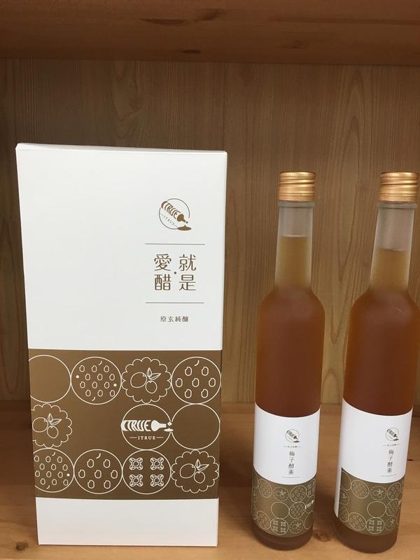 ITURE 純釀天然 梅子酵素禮盒   簡單加水就好喝  就是愛醋 採用100% 台灣在地產區優質青梅，天然無毒更安心