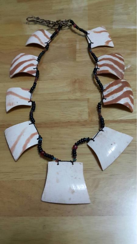 早期原住民雅美族.達悟族女子鸚鵡螺斧形貝片頸飾