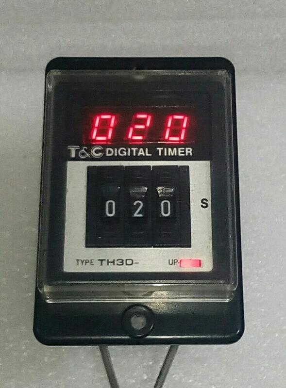🌞二手現貨保固 T&C TH3D 0~999S 220VAC 指撥設定數字顯示型延時計時器 似FOTEK陽明SY-3D