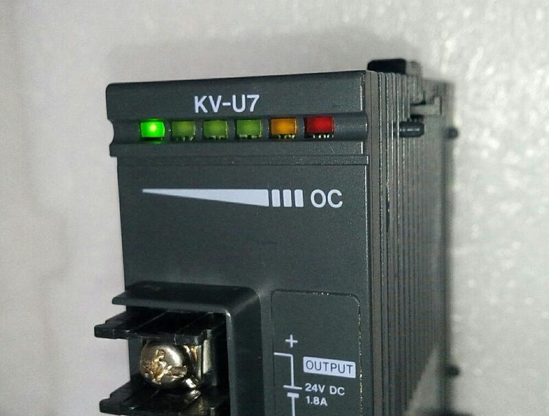 🌞現貨保固日製KEYENCE 基恩斯PLC KV-U7 電源模組入:100-240VAC 出