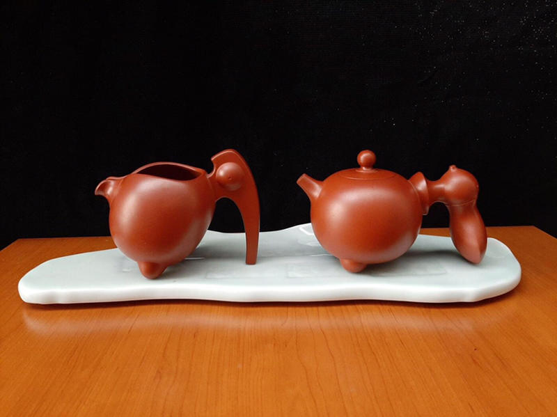 茶盤，陶瓷茶盤，精美青瓷茶盤，長約41.5公分，寬約6.5~12.5公分，器型大氣美觀