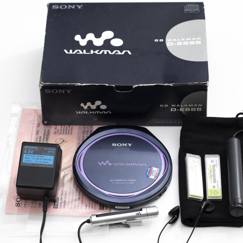 ☆動作品 ソニー CD ウォークマン G-PROTECTION D-E888 動作品
