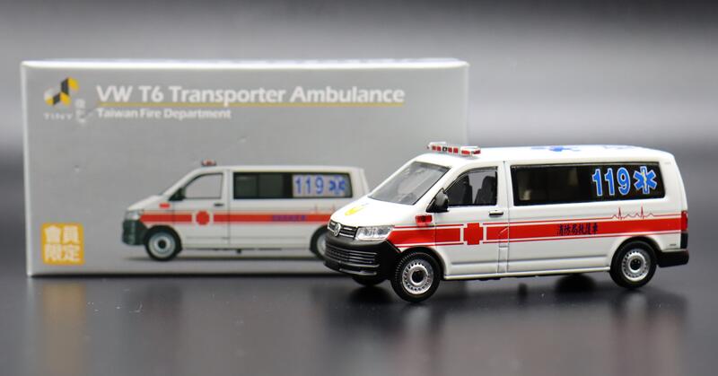 售完! 台灣微影 Tiny 福斯T6 高雄 小港 台灣消防救護車 救護車 金屬模型 數量有限!!