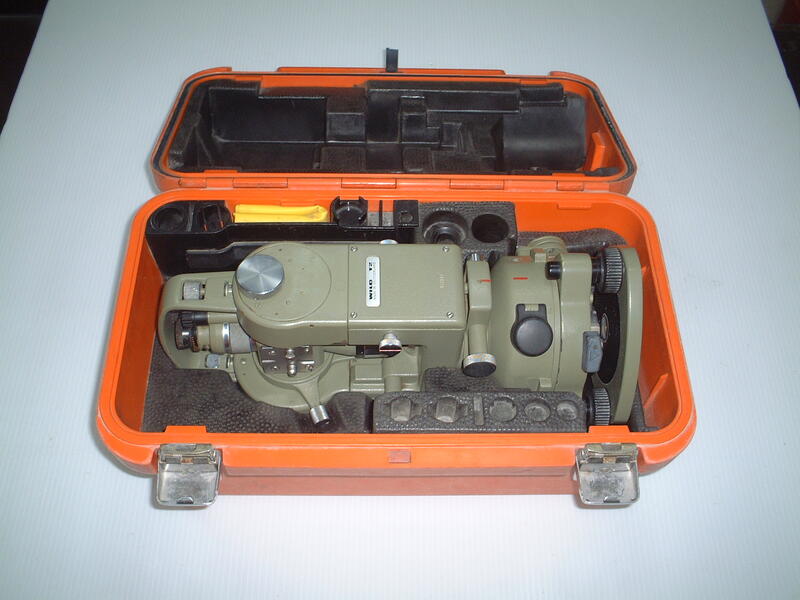 瑞士 Leica  WILD T2 高精度光學經緯儀 (精密光學水準儀 土木測量用水平儀)