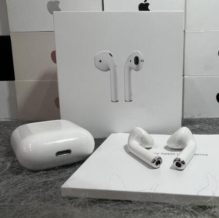 全新【90台出完就沒】Apple AirPods 2代第二代蘋果無線藍牙耳機無線